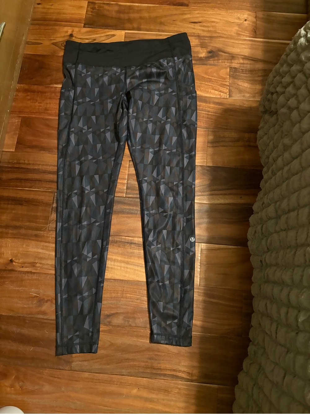 Lululemon Geometric Print Leggings Women’s‎ Size 12 High Rise (1002)